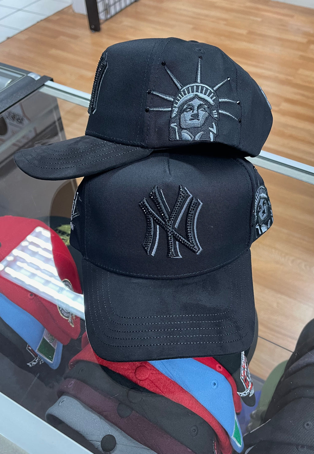 NY yankees hat