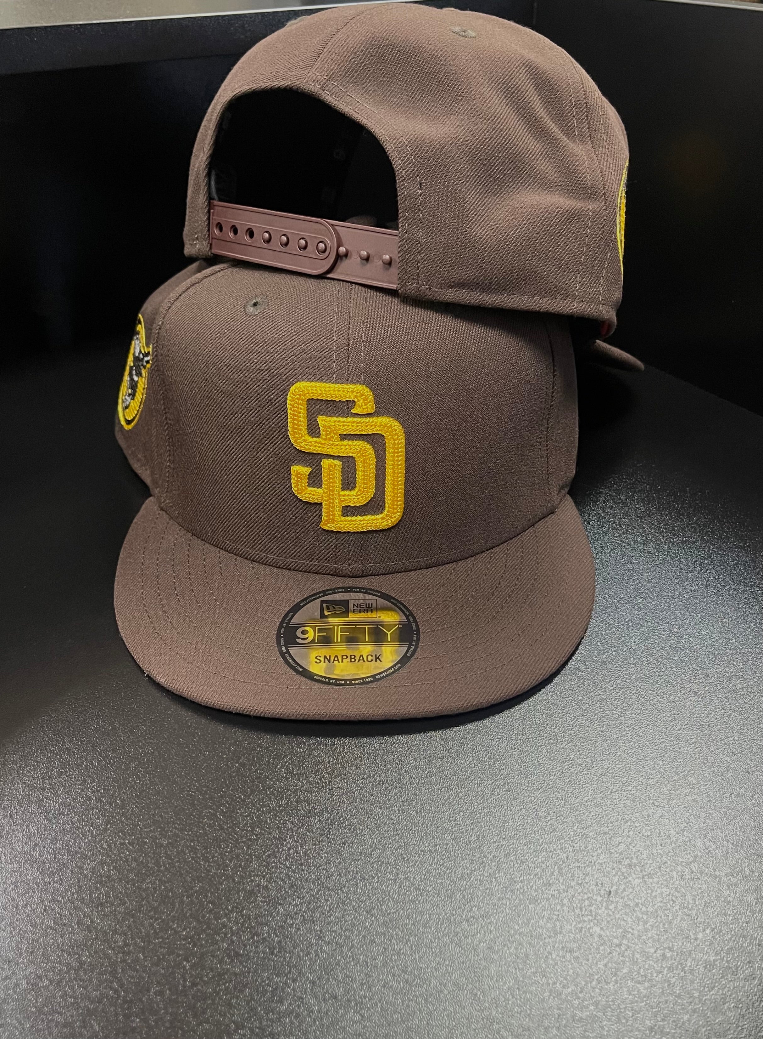 San Diego padres snapback w side patch