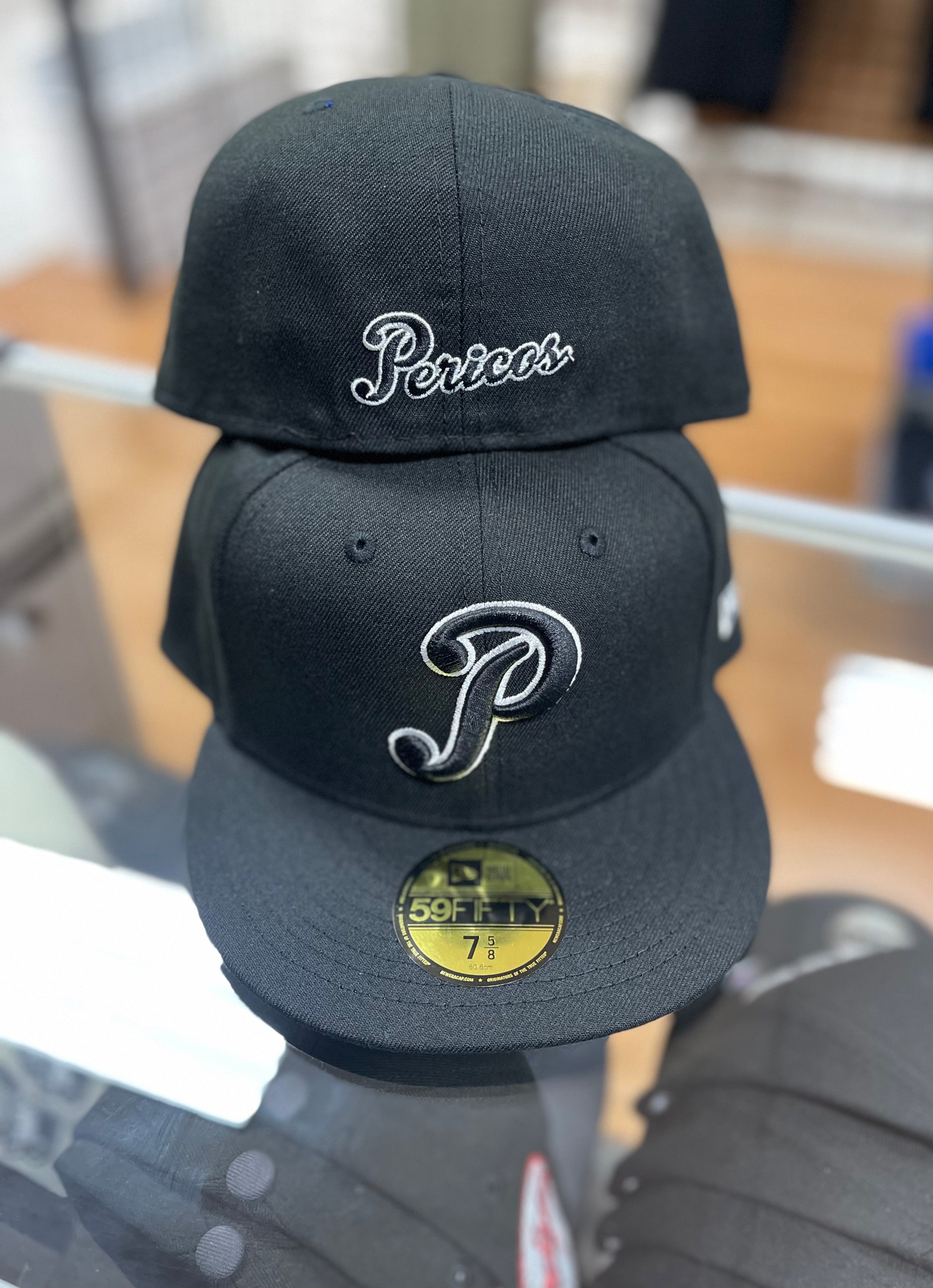 Pericos de puebla hat