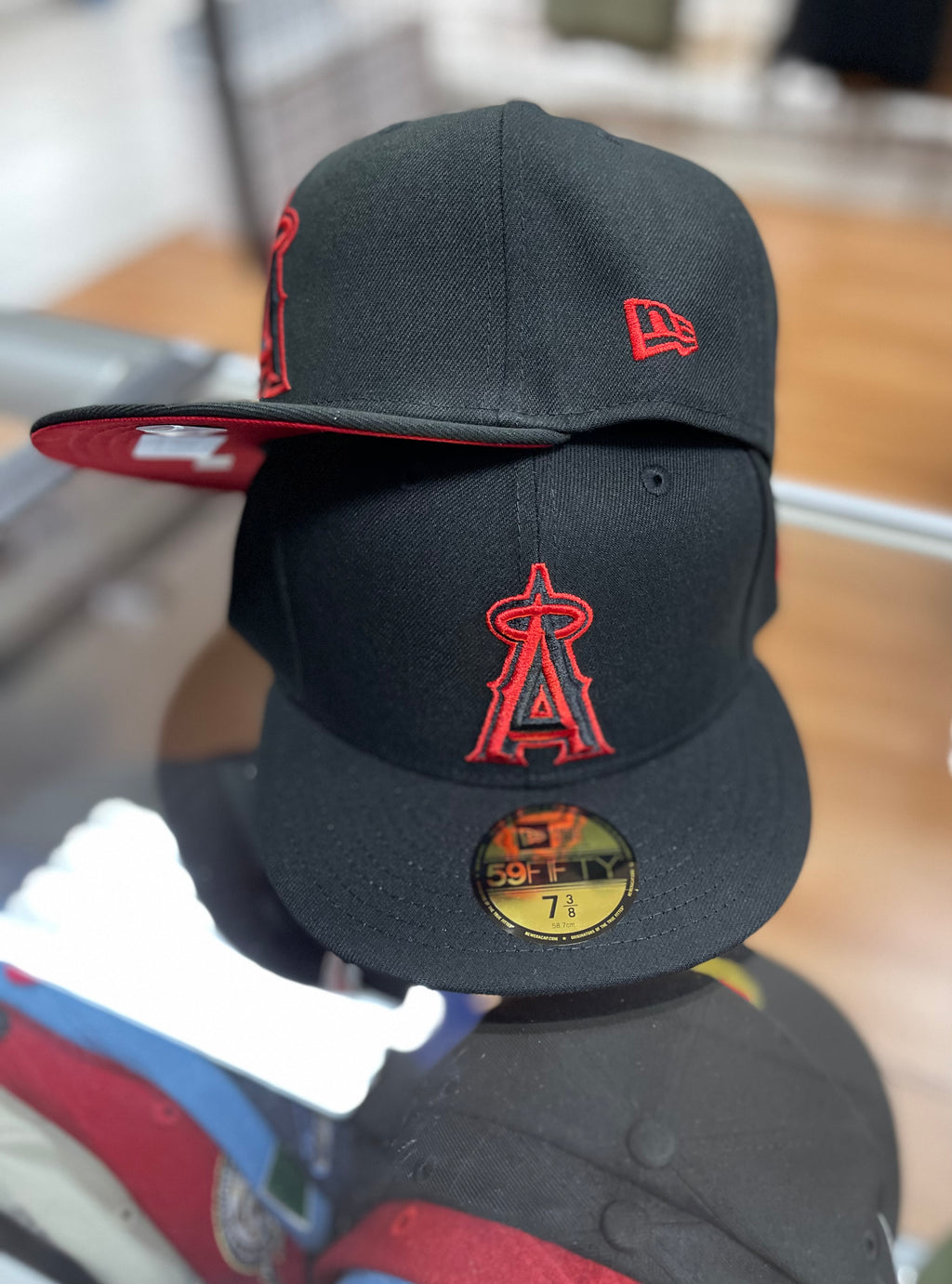 Angels fitted black/red