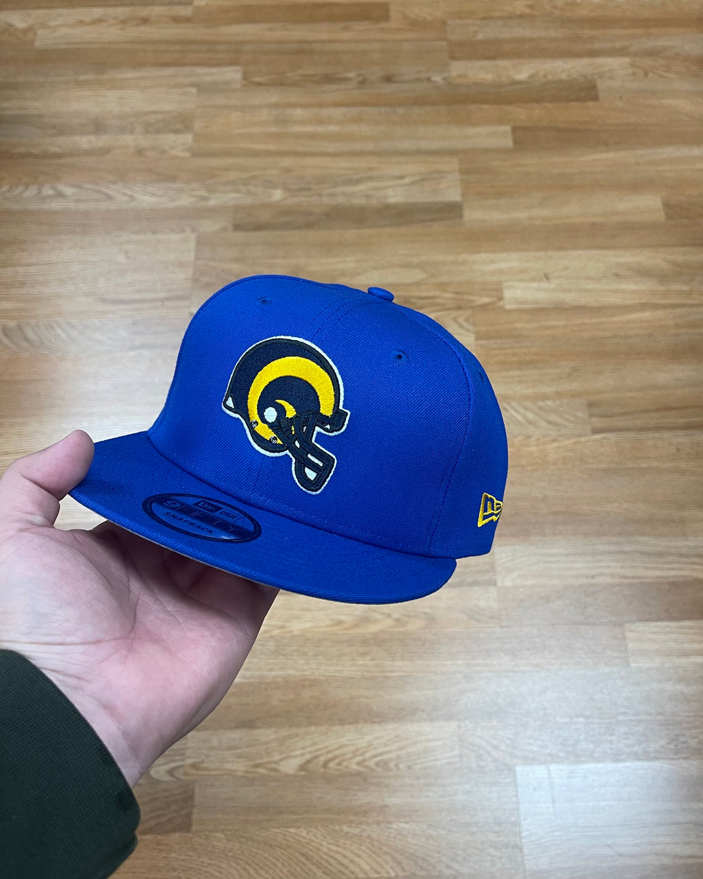 LA rams hat snapback