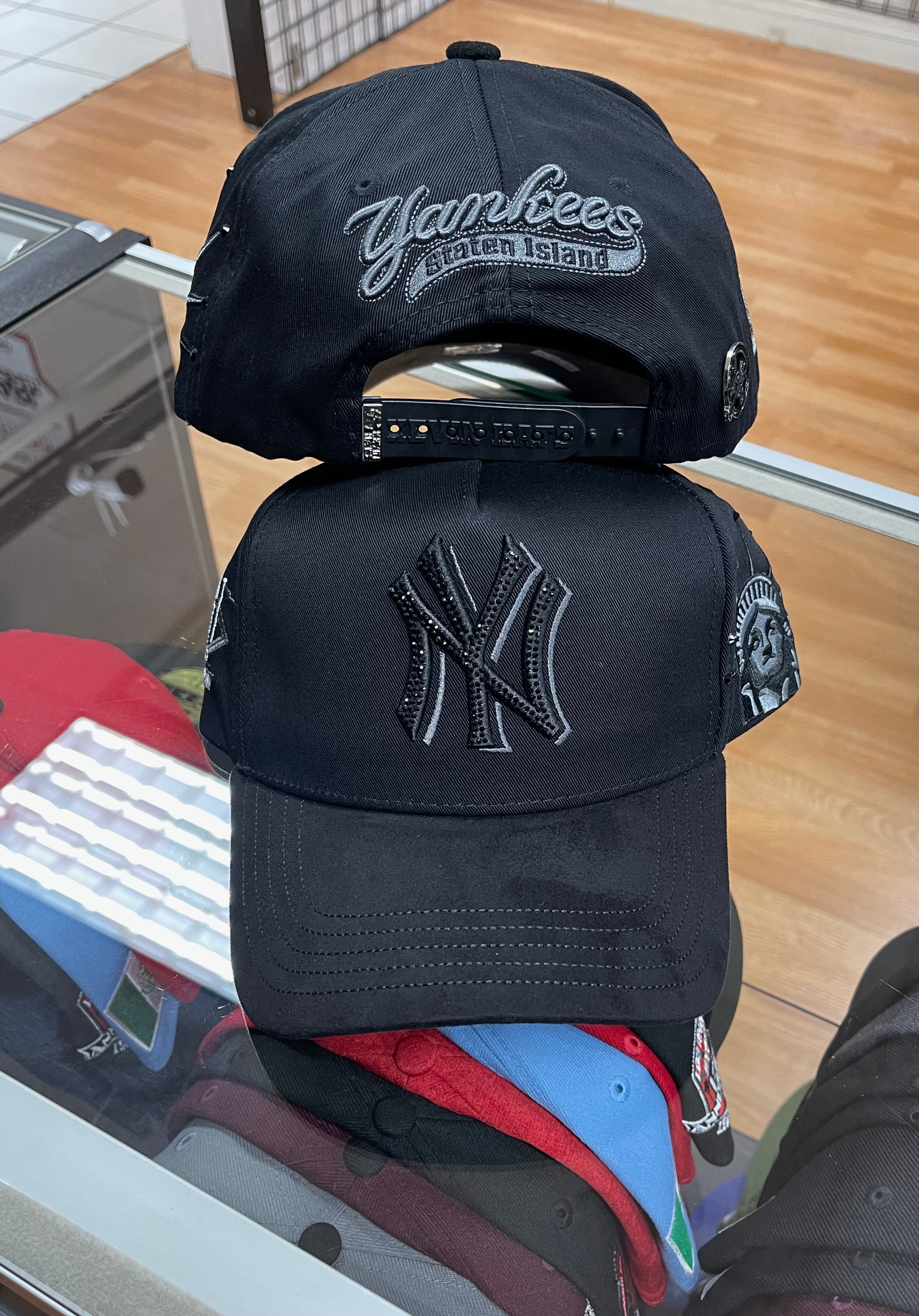 NY yankees hat