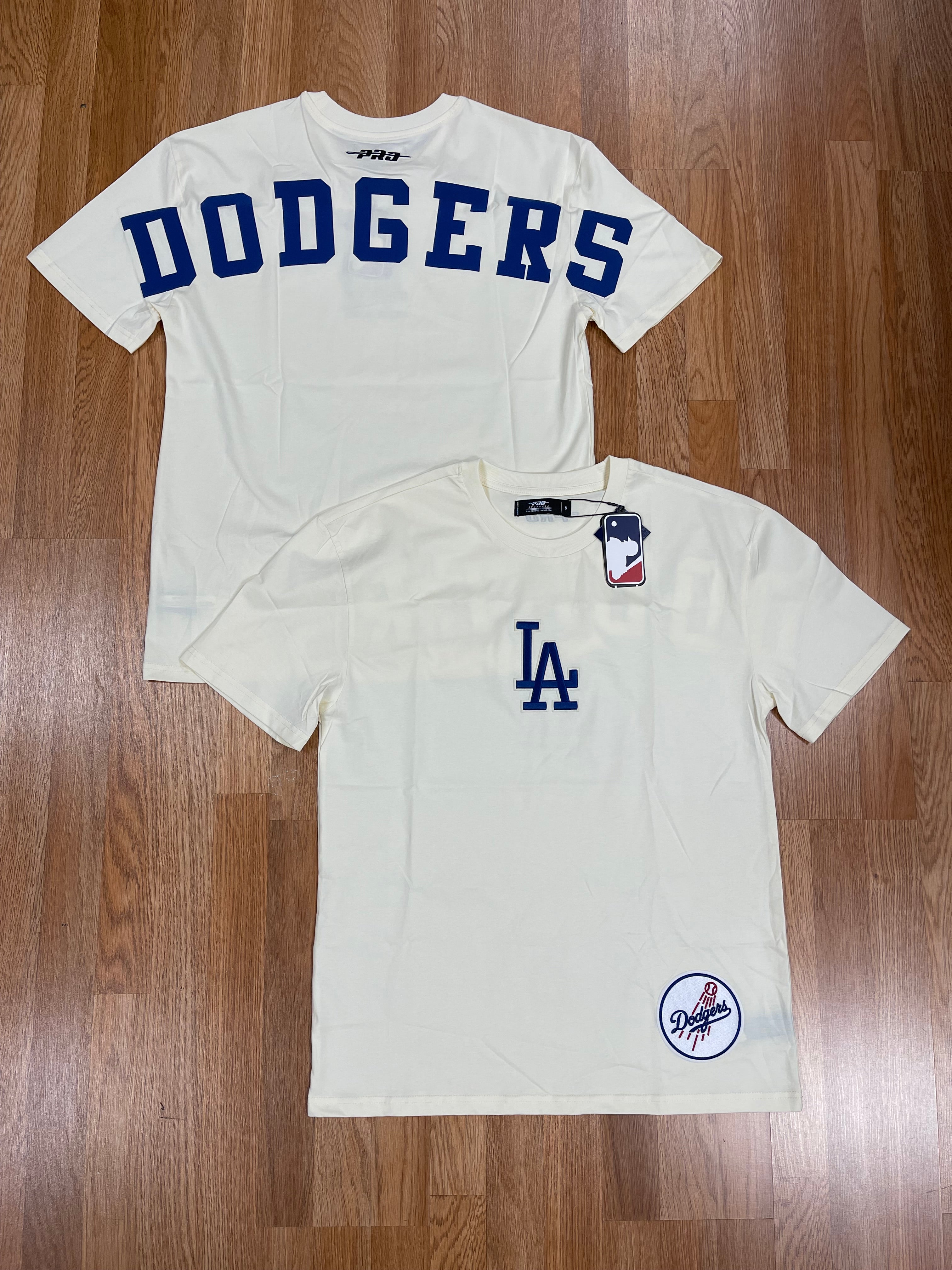 Dodgers wingspan Tshirt