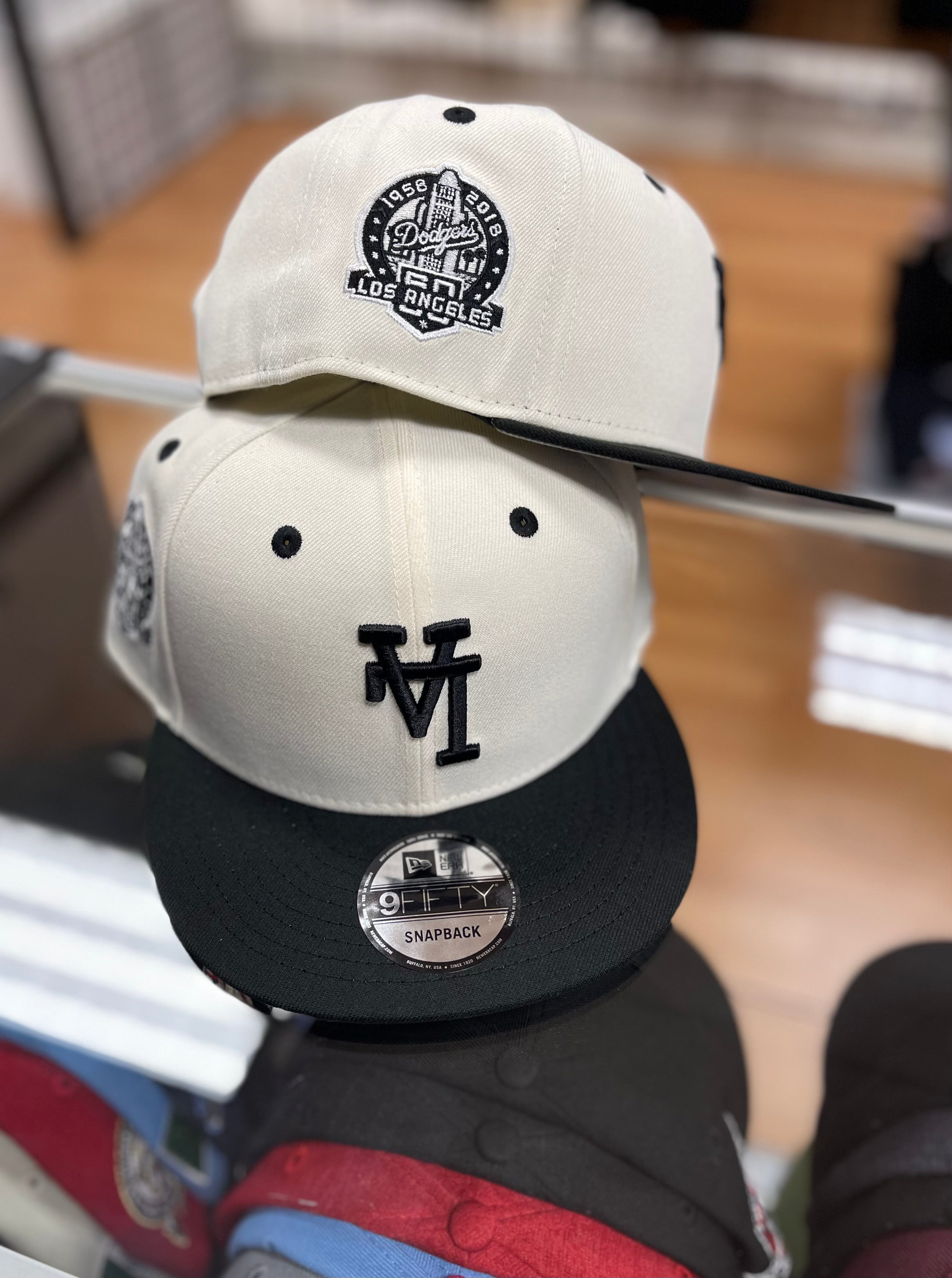 Upside down LA dodgers snapback