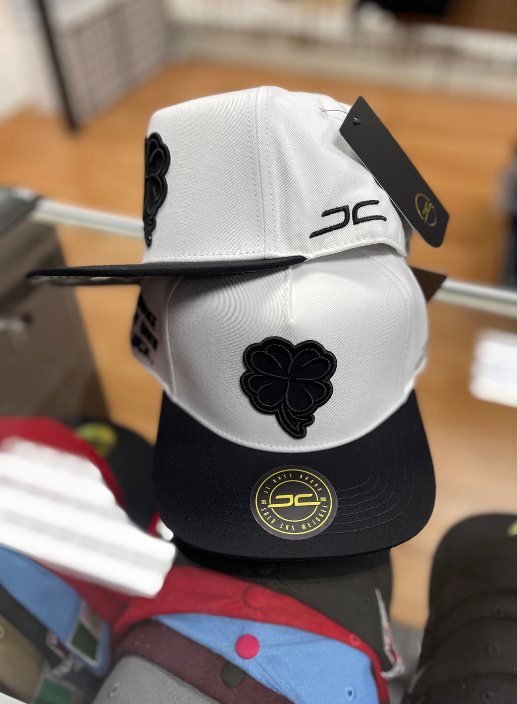 Clover JC Hats white/black
