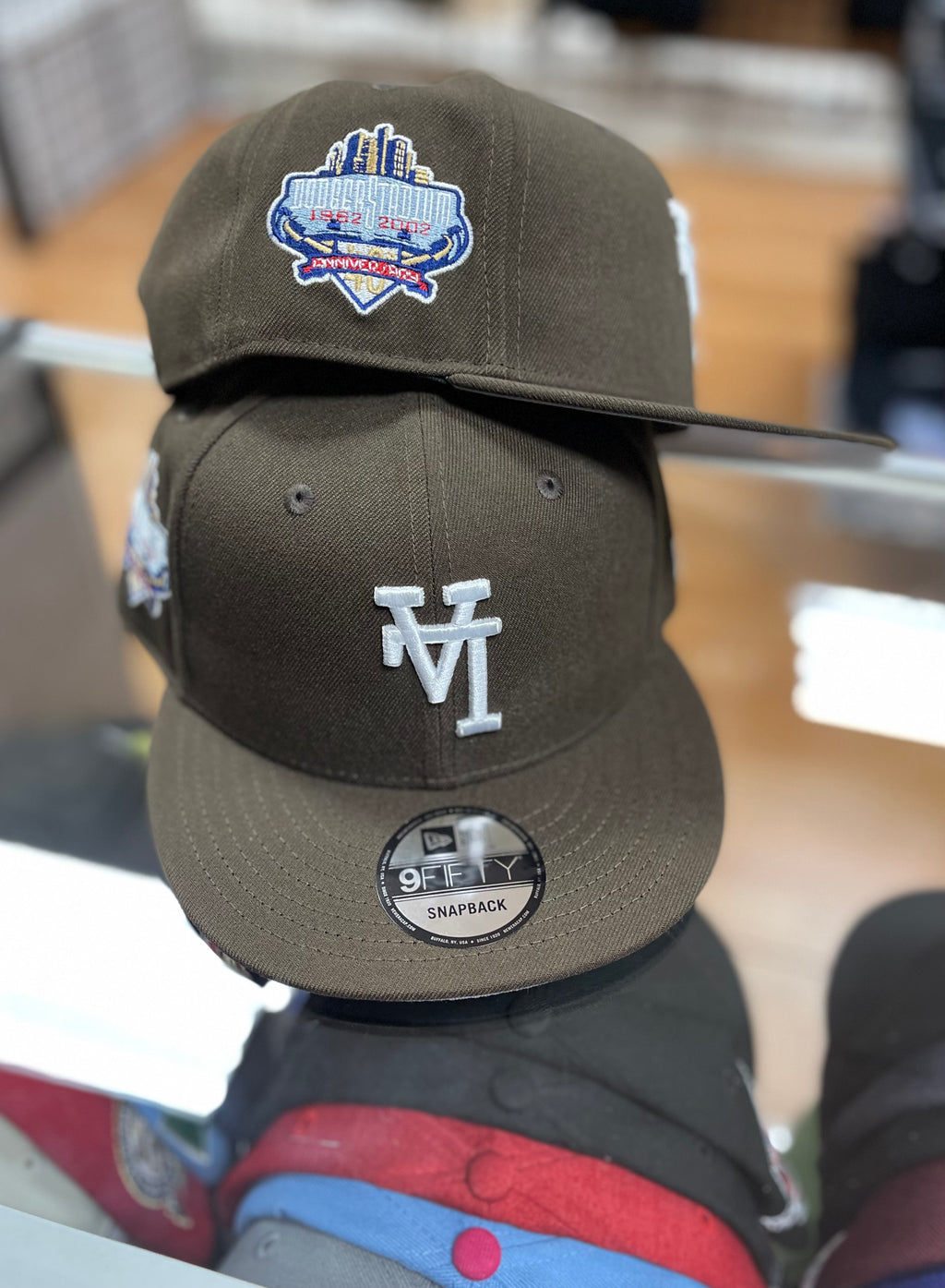 Upside down LA dodgers brown snapback