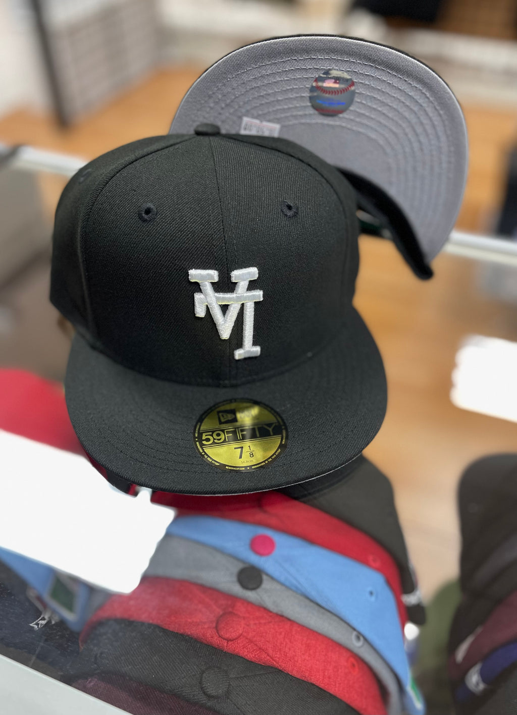 Upside down LA fitted hat