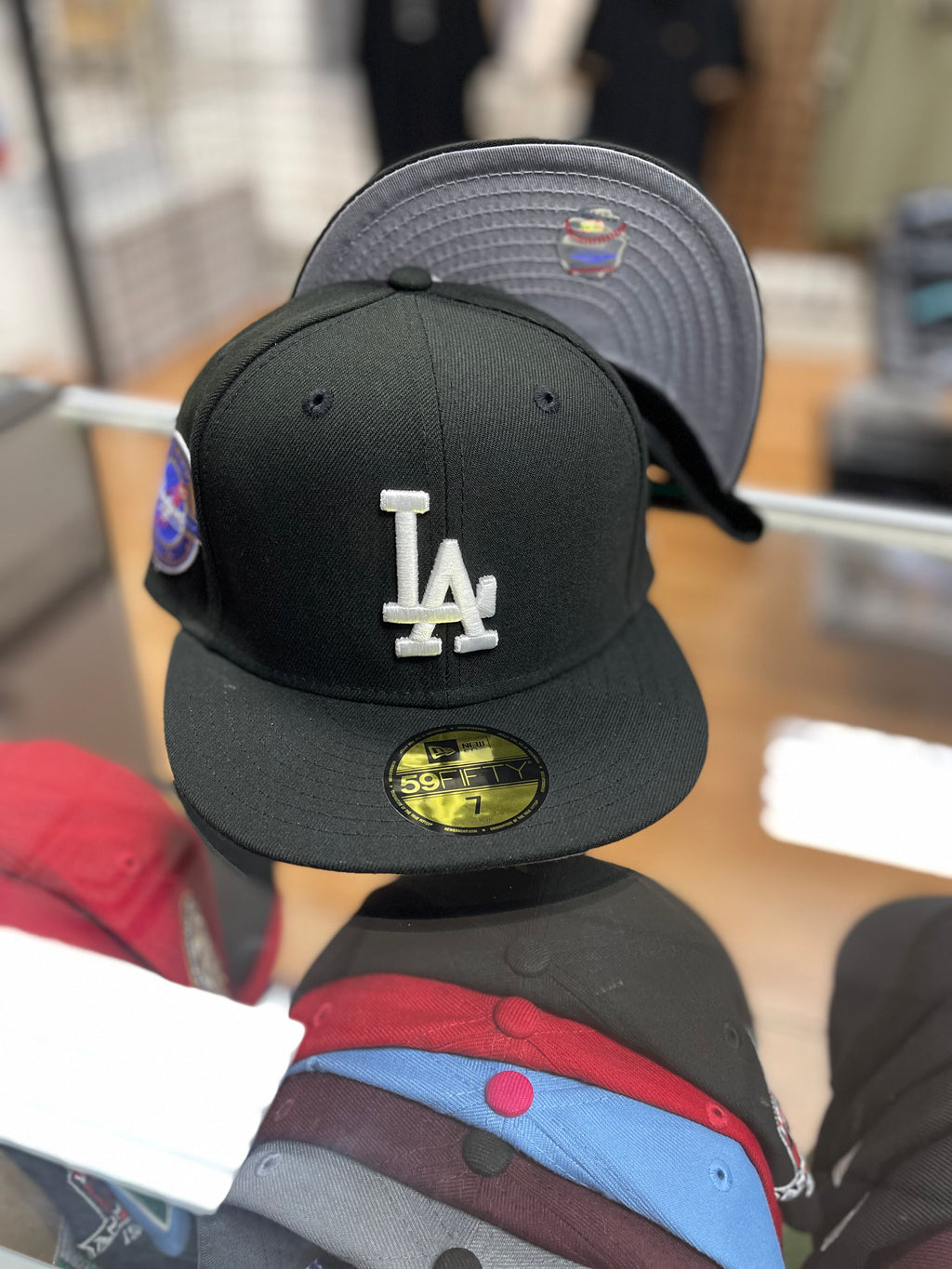 LA dodgers back 2 back champs fitted hat size 7