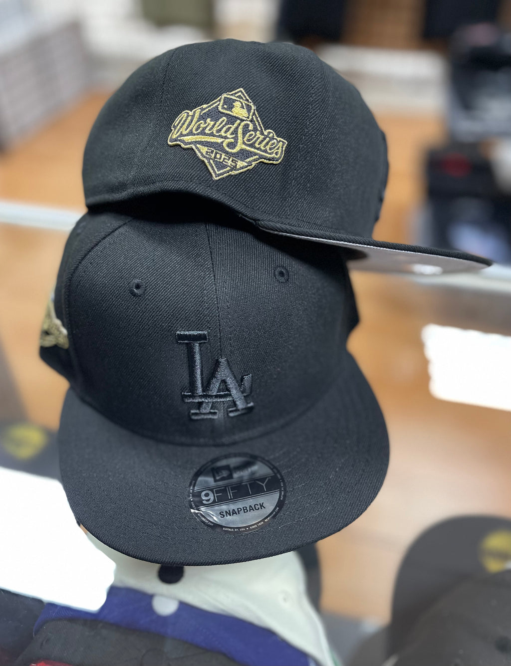 LA dodgers all black snapback w side patch