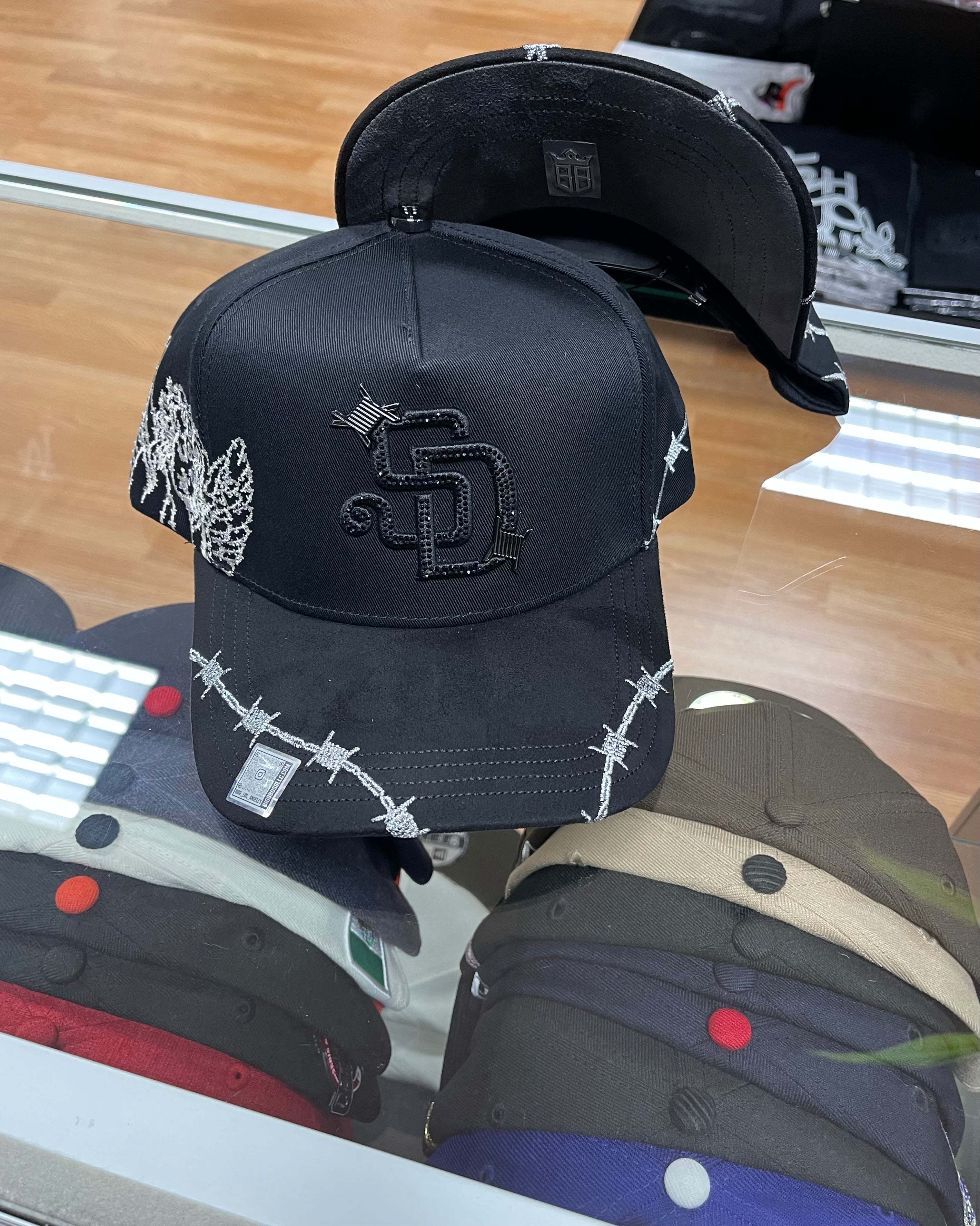 Bigg boss SD hat