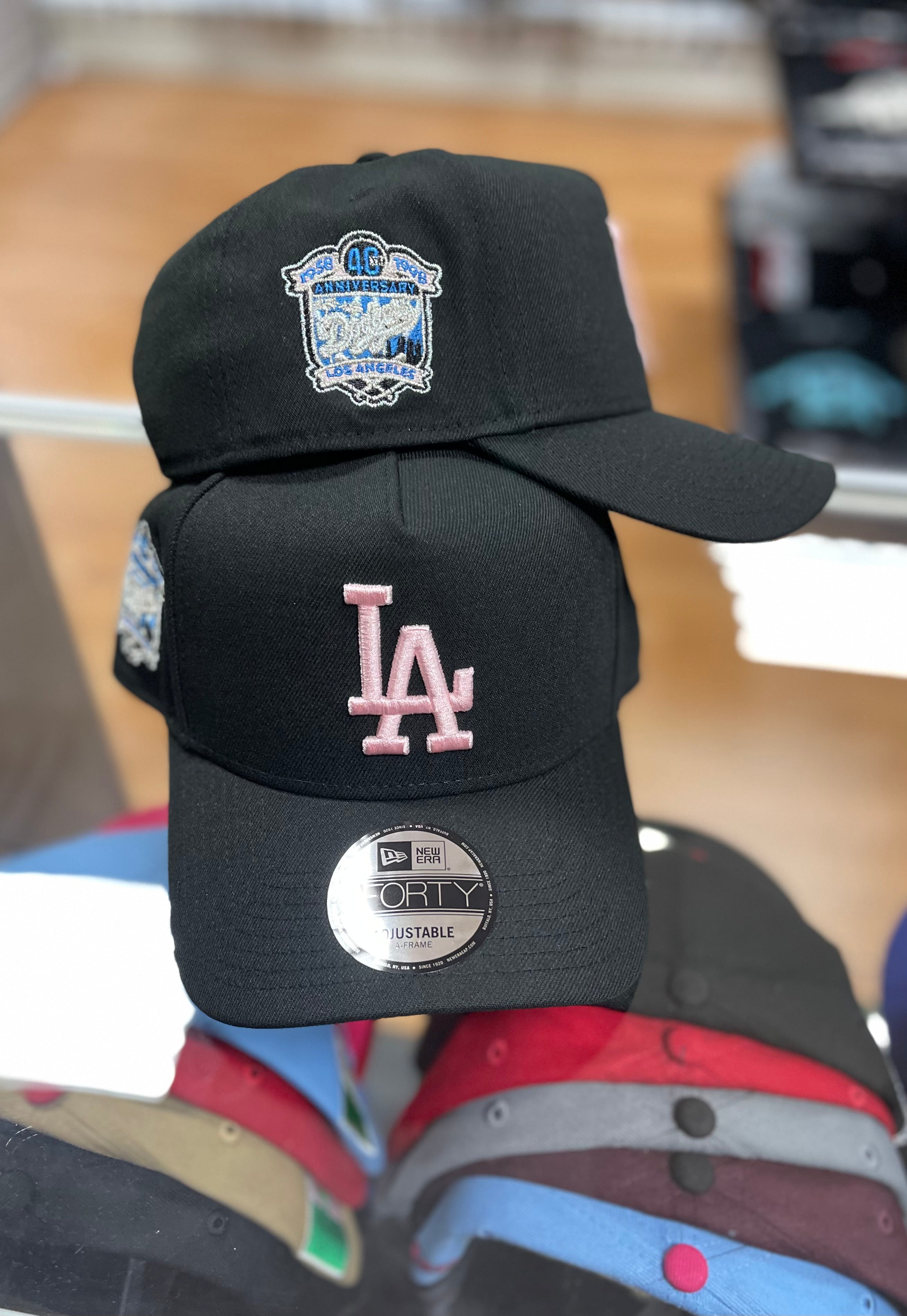 LA dodgers pink/black SnapBack