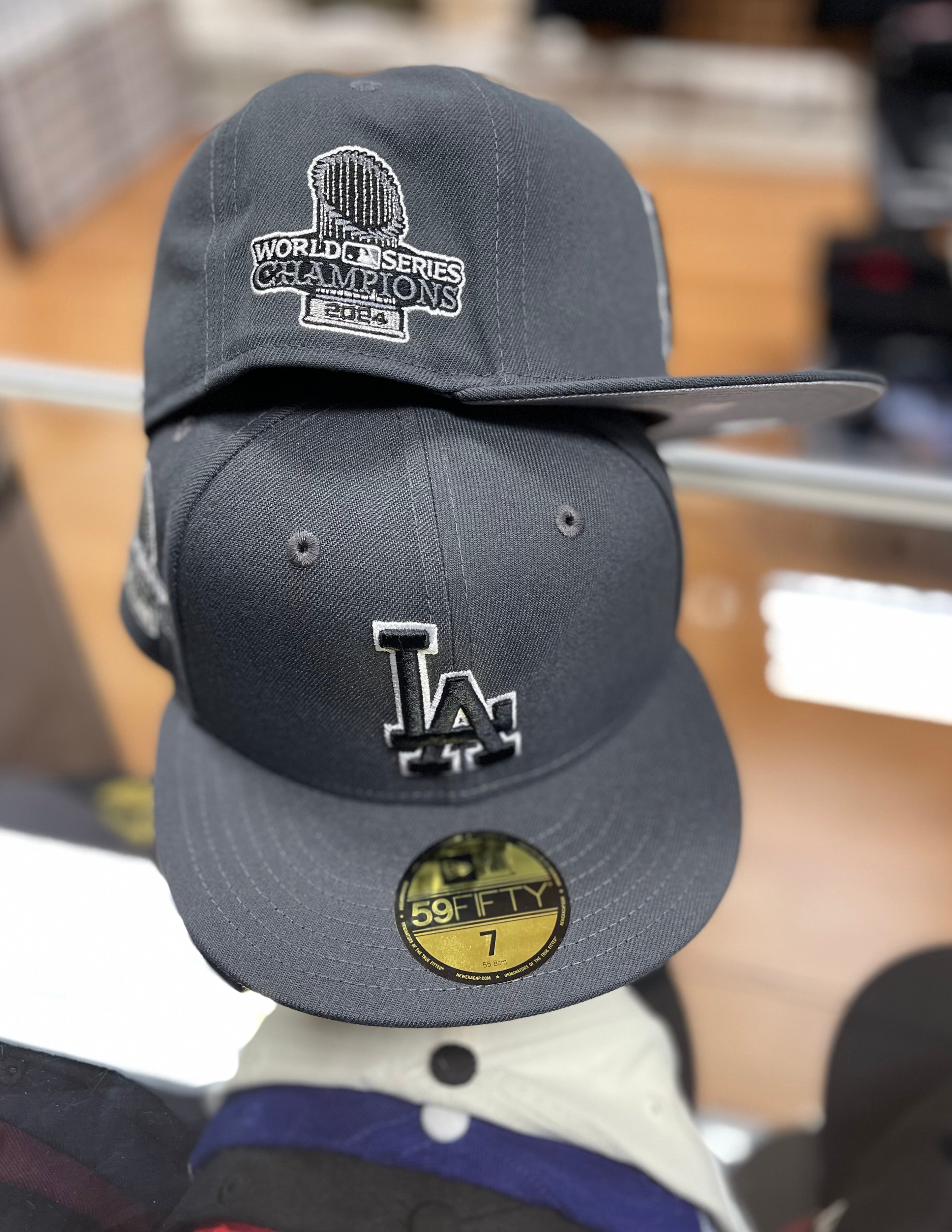 LA dodgers gray fitted hat W world series patch